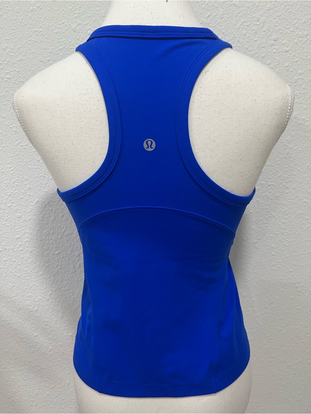 LULULEMON Align Waist Length Racerback Tank Top EUC - Picture 4 of 8